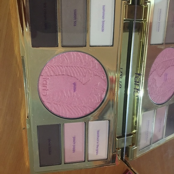 Tarte Poppy Picnic Eye & Cheek Palette - Picture 4 of 6